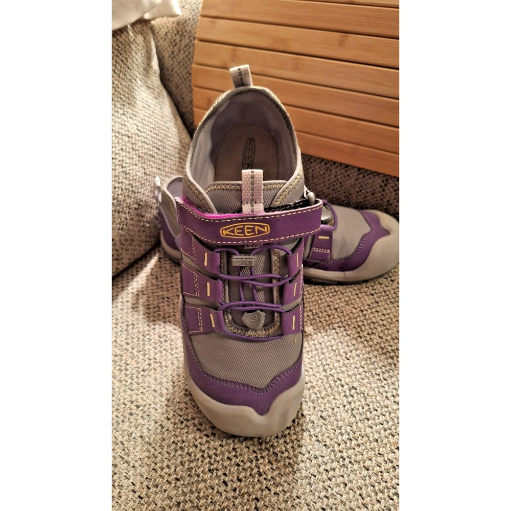 KEEN Knotch‎ Hollow Big Girls Strappy Sneaker Purple & Grey Size 5